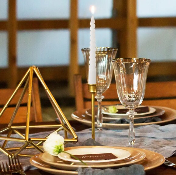 Svíčka dekorativní kroucená 10 ks 10 cm bílá