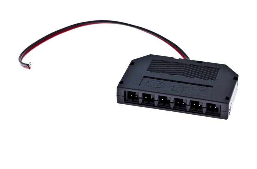 Rozbočovací krabička 6x JST-M samice + kabel délka 20cm