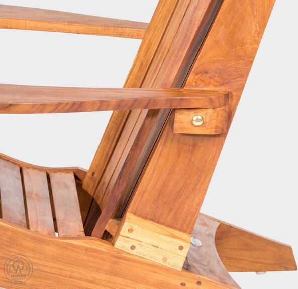 MATTEO - masivní křeslo z teaku