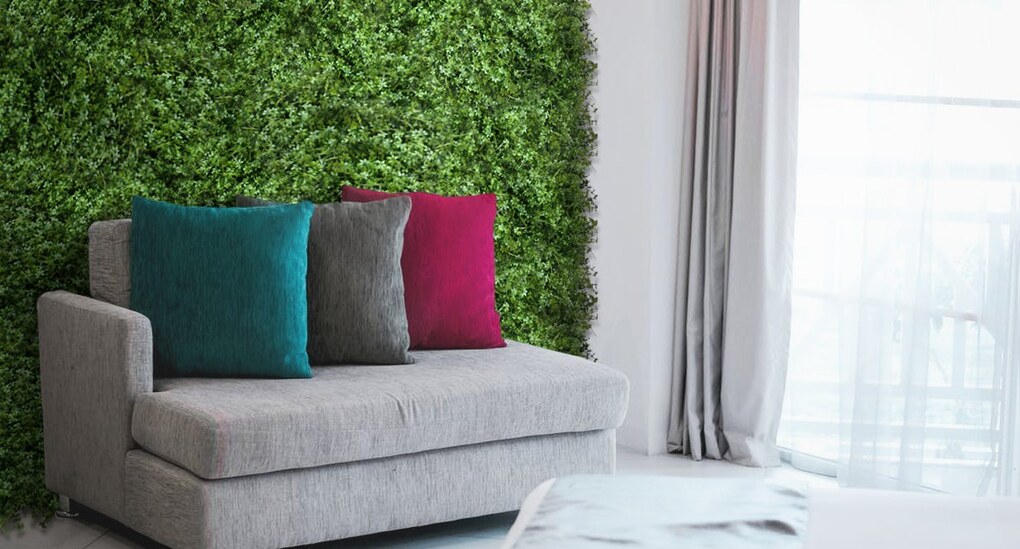 Vertikální zahrada Lovage