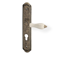 Štítové kování Antik