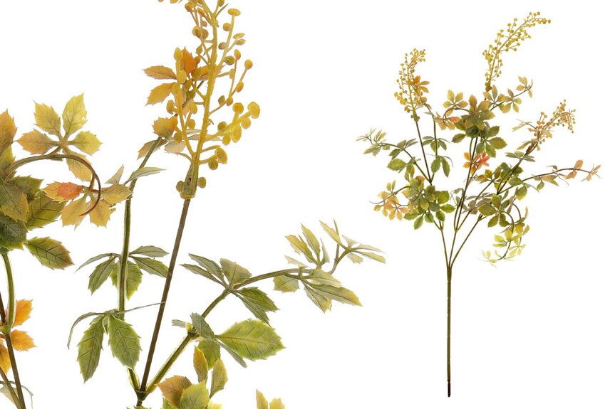 Květina umělá plastová. Barva oranžová