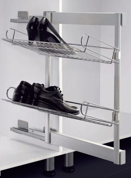 Výsuvný botník boční s tlumeným dovřením, 327x457x560 mm, chrom, hliník