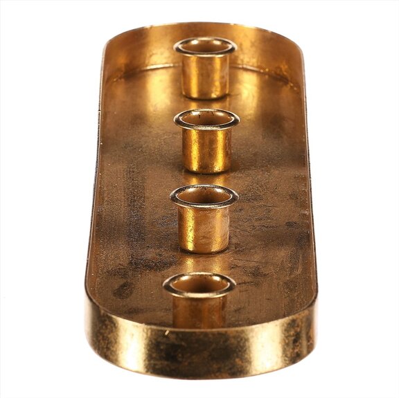 Svícen kovový - na 4 kónické svíčky, oválný, barva zlatá.