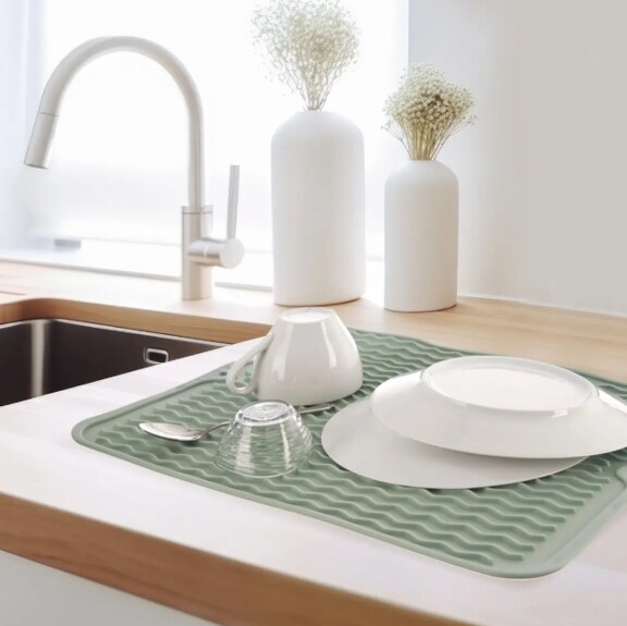 Odkapávač termopl. guma 40x30,5x0,5 cm zelená