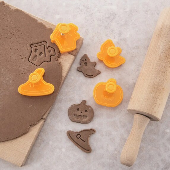 Vykrajovačka s pístem UH/kov Halloween 4 ks