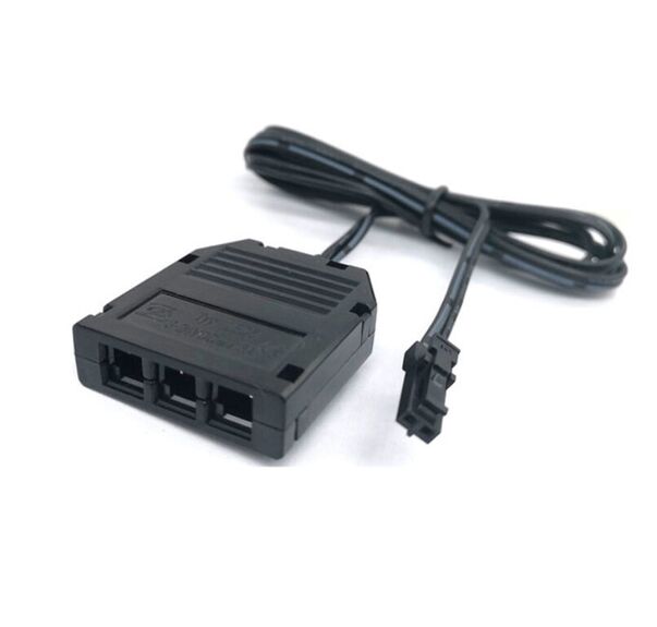 Rozbočovací krabička 3x JST-M samice + 2m kabel, ks