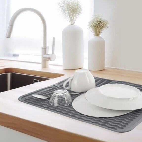 Odkapávač termopl. guma 40x30,5x0,5 cm šedá