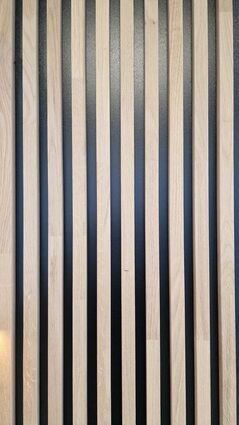 slat-panel-masolo-22-18dub-cerna5.jpg