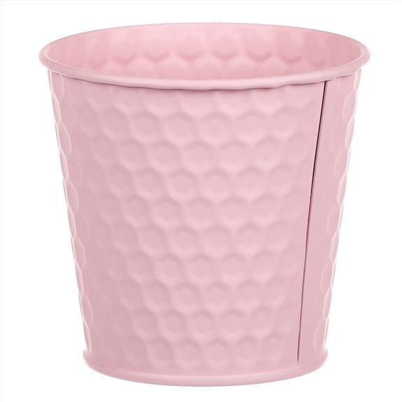 Obal kovový v růžové barvě.