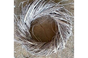 Věnec z proutí, barva šedobílá OC3730