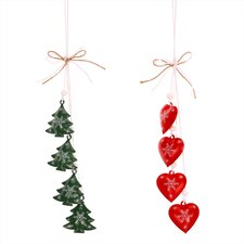 Girlanda z kovových ozdob, mix tvarů a barev