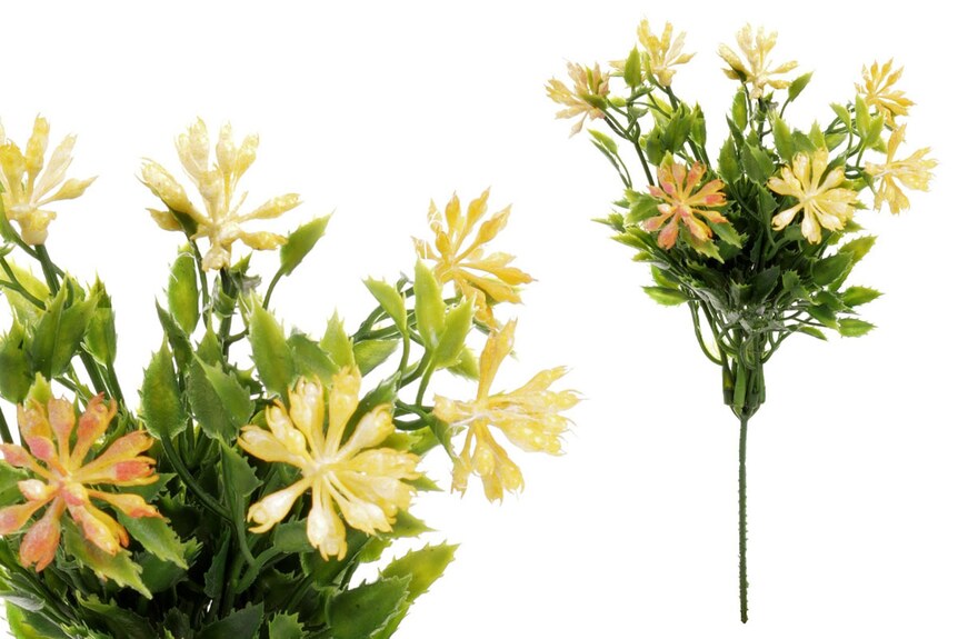 Květina umělá plastová. Barva oranžová