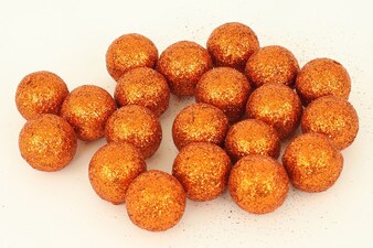 Vánoční dekorační koule měděná PRZ719678. Cena za 12 polybagů.