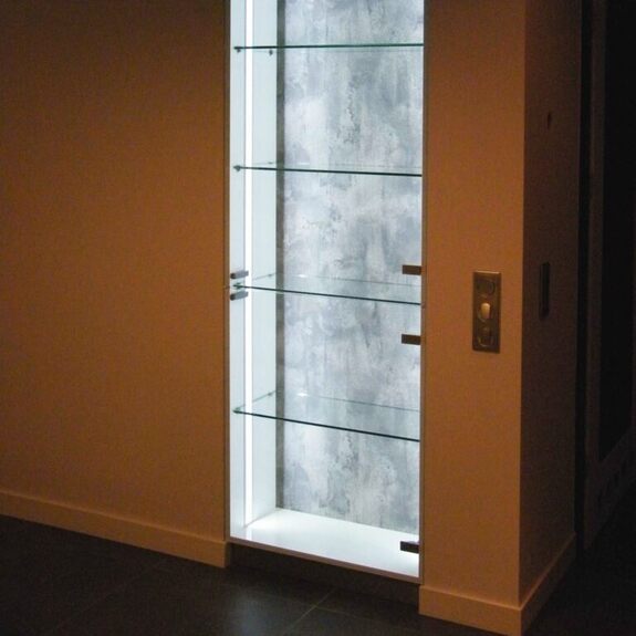 Profil WIRELI31 FLAT H/UX bílý komaxit 2m (metráž)